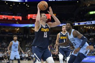 许多球员在 许多球员在