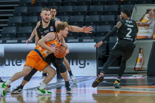 全场投篮命 全场投篮命